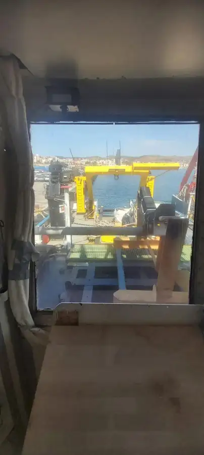 Research vessel for sale