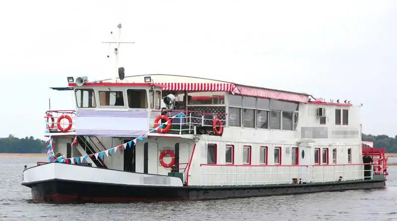 Container ship for sale