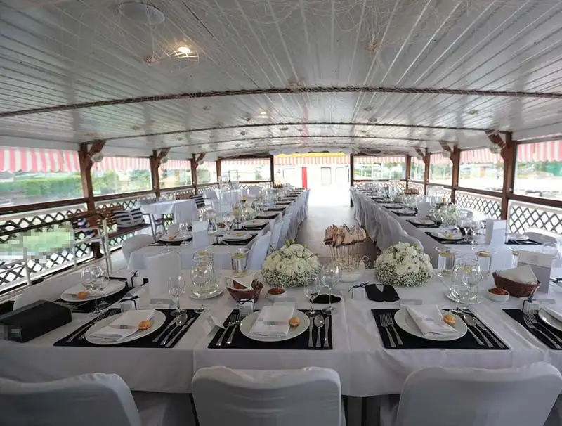 Container ship for sale
