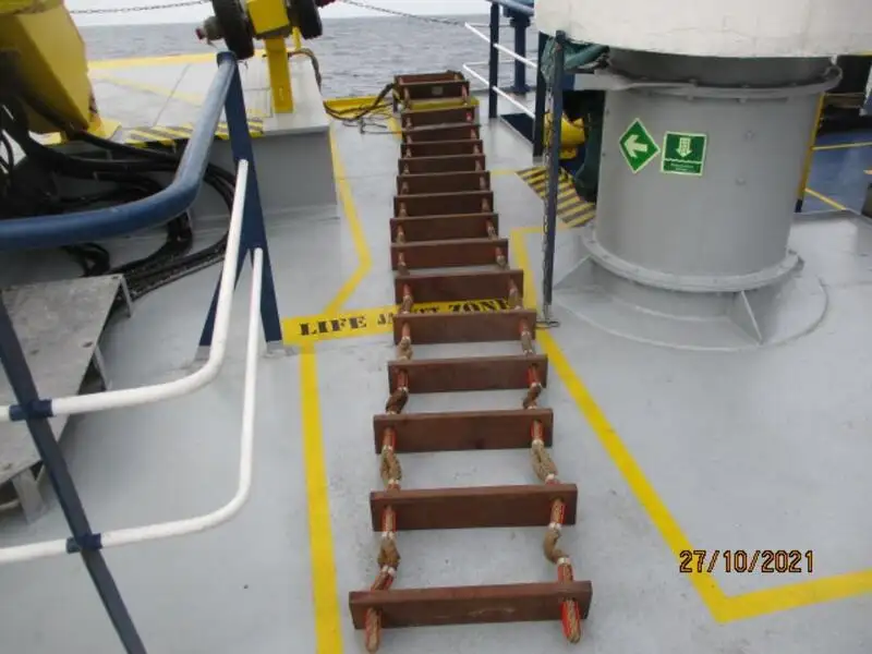 Reefer ship for sale