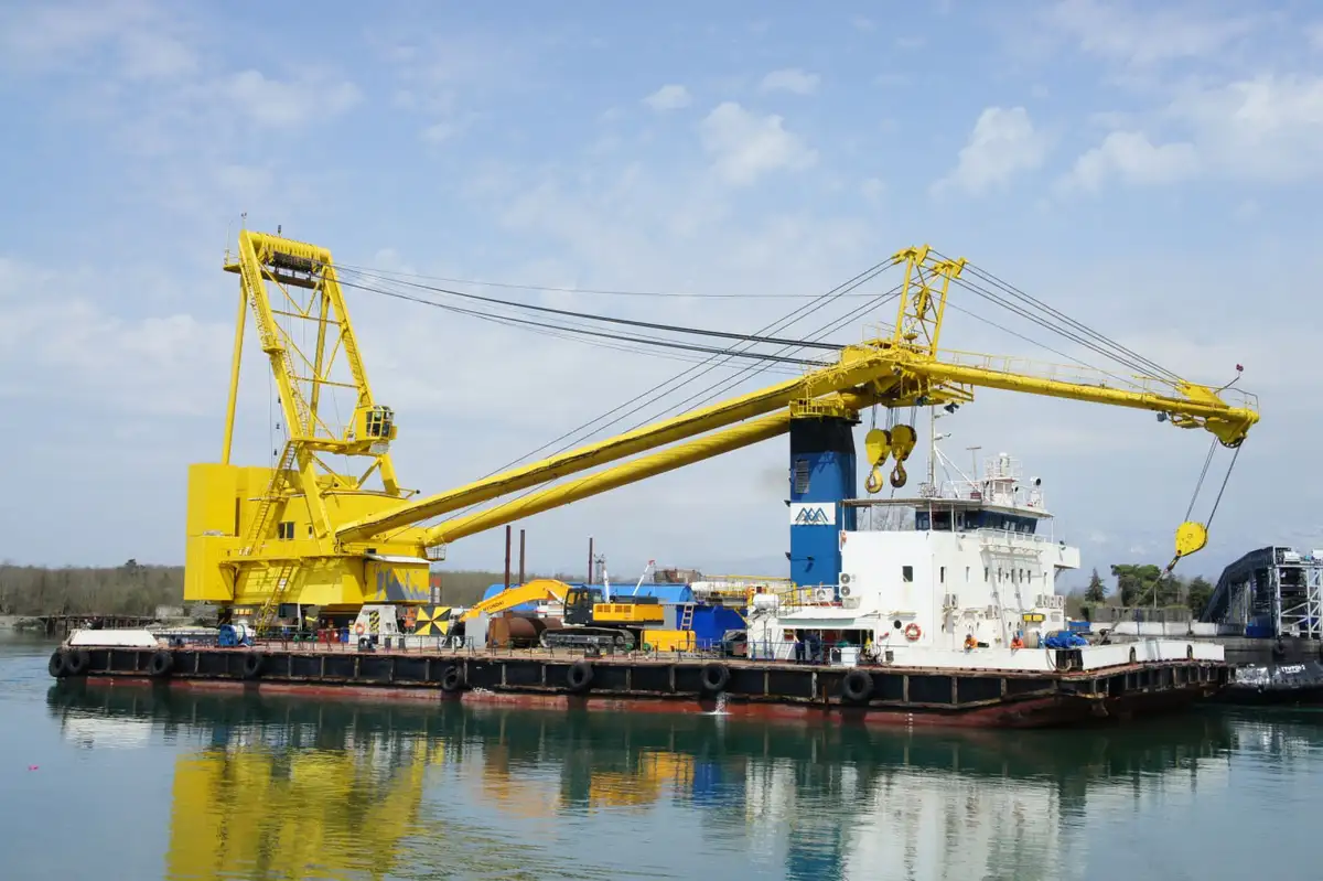 Crane vessel for sale