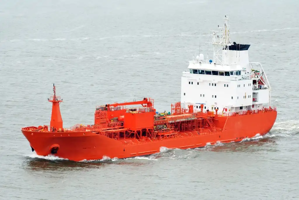Oil/Chemical tanker for sale