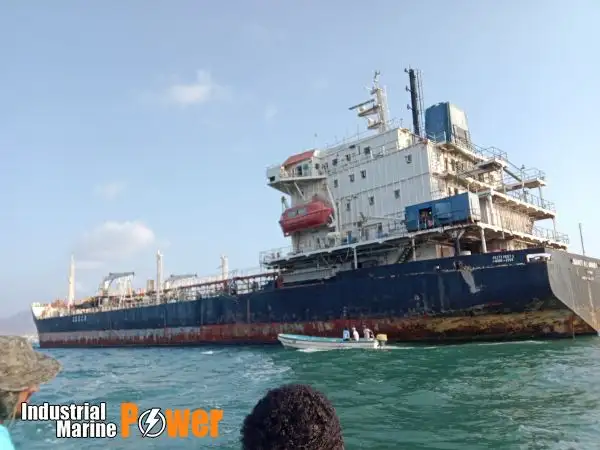 Oil/Chemical tanker for sale
