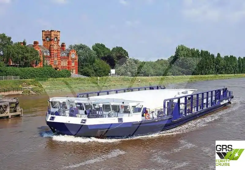 Heavy lift ship for sale