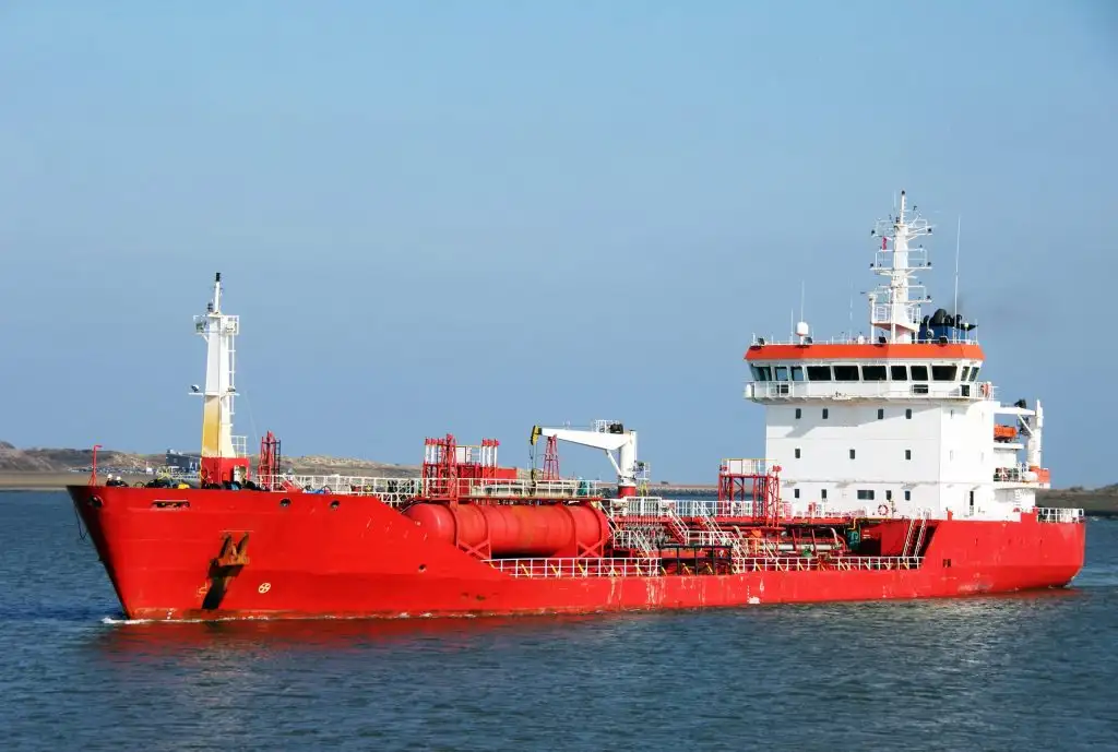 Oil/Chemical tanker for sale