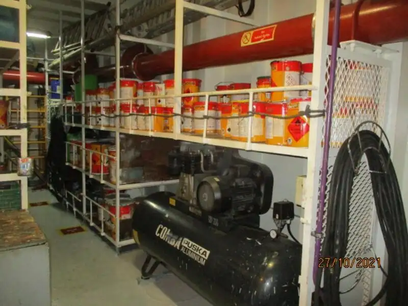 Reefer ship for sale