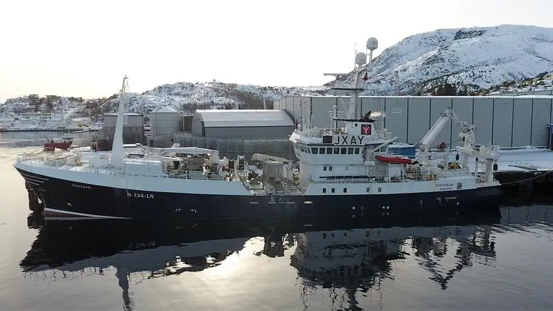 Oil/Chemical tanker for sale