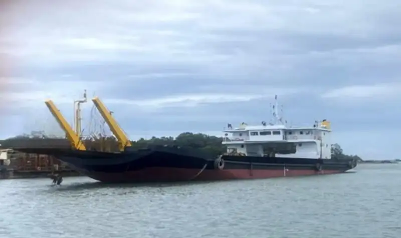 Barge for sale