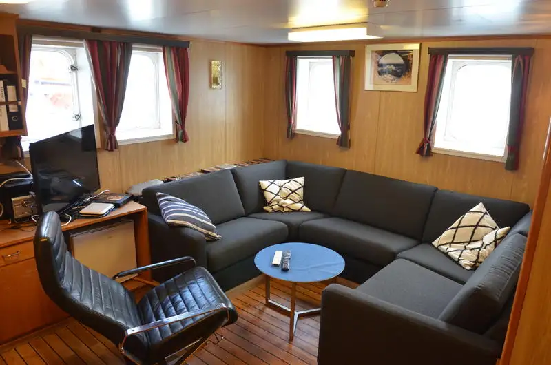 Container ship for sale