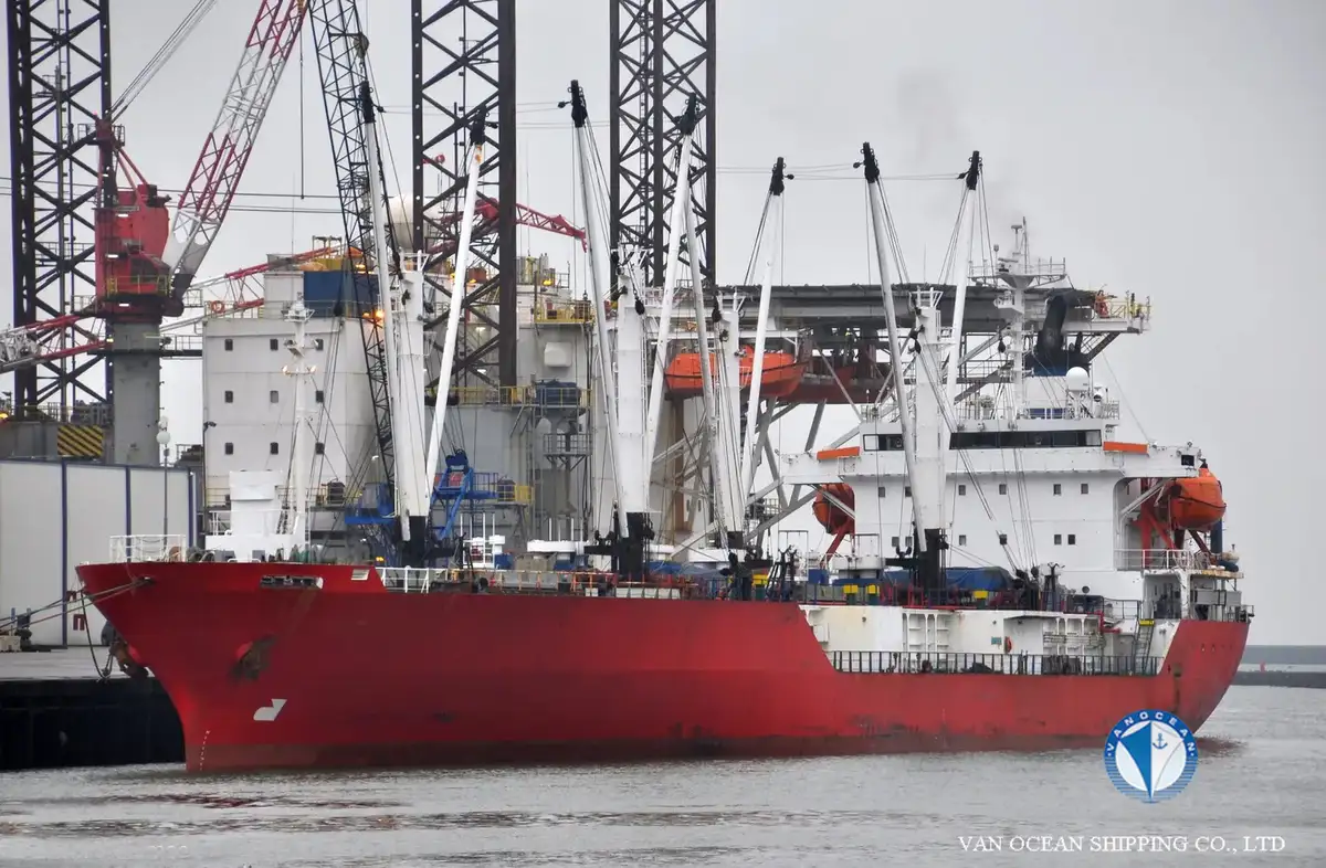 Reefer ship for sale