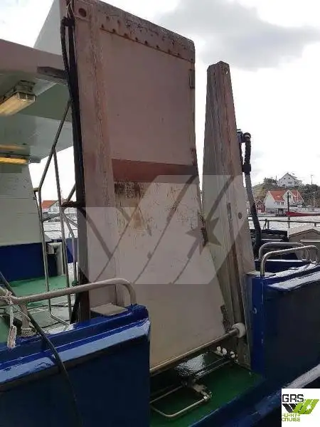 Accommodation barge for sale