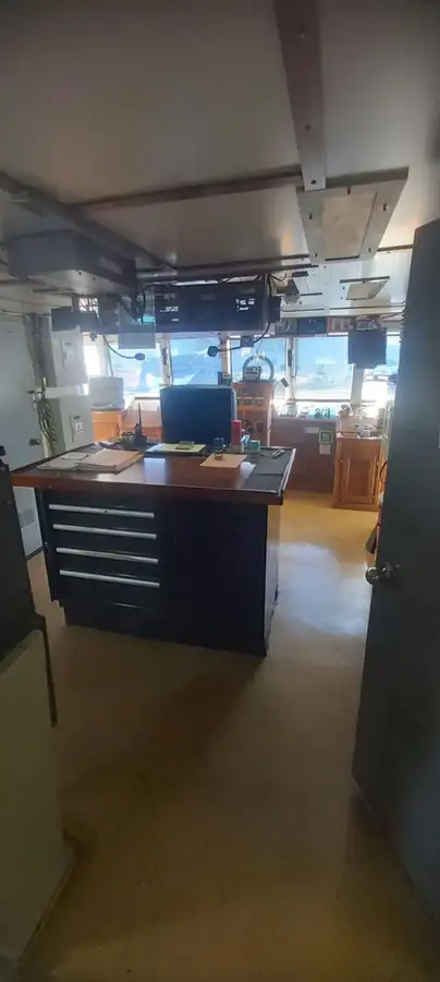Research vessel for sale