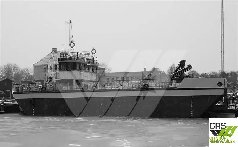 Oil/Chemical tanker for sale