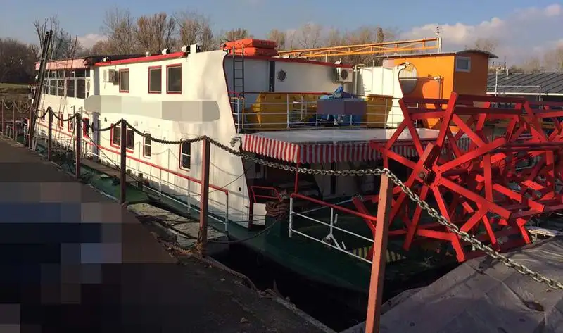 Container ship for sale