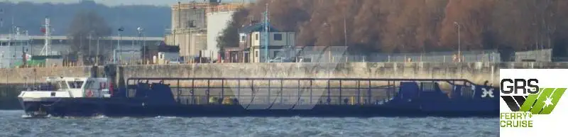 Heavy lift ship for sale