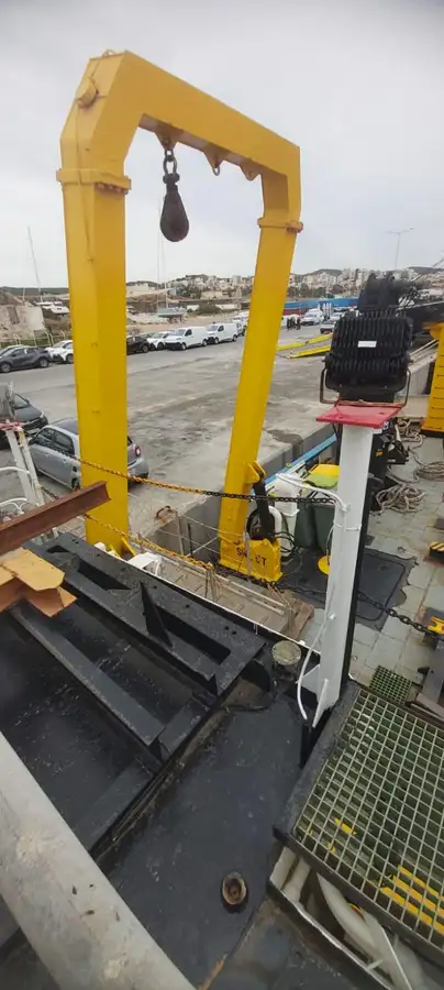 Research vessel for sale