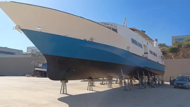 Cruise ship for sale