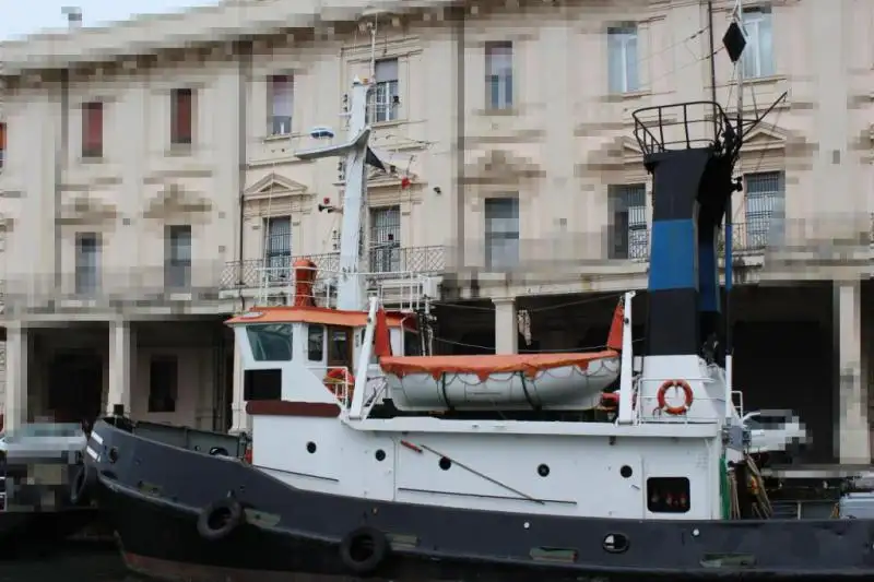 Towboat for sale
