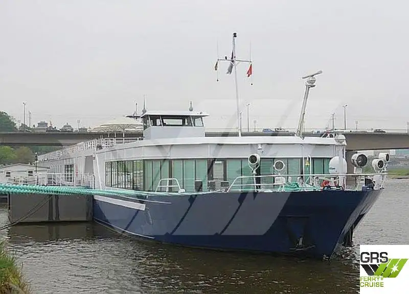 Accommodation barge for sale