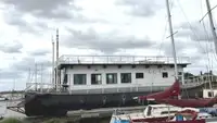 Accommodation barge for sale