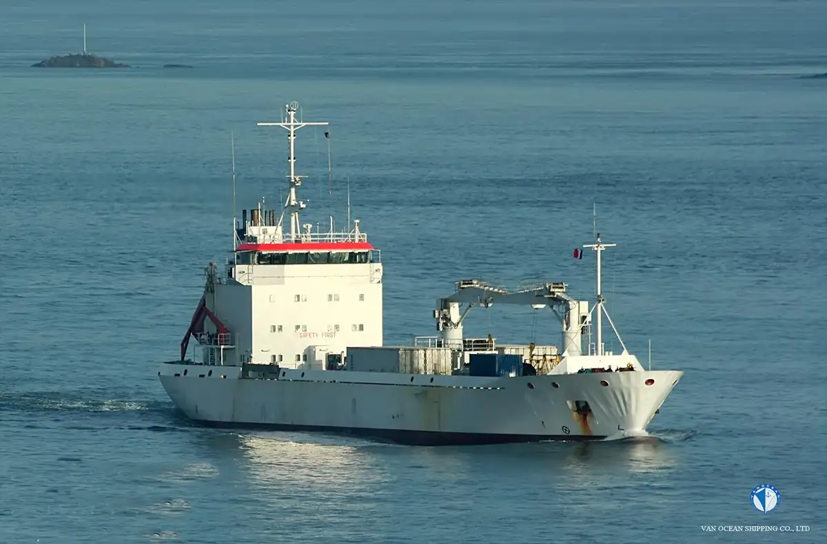 Reefer ship for sale