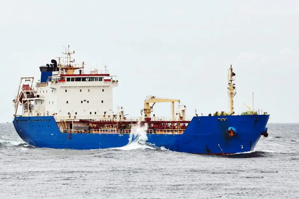 Oil/Chemical tanker for sale
