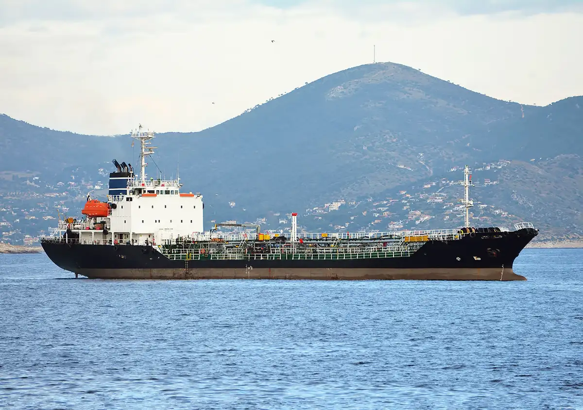 Oil/Chemical tanker for sale