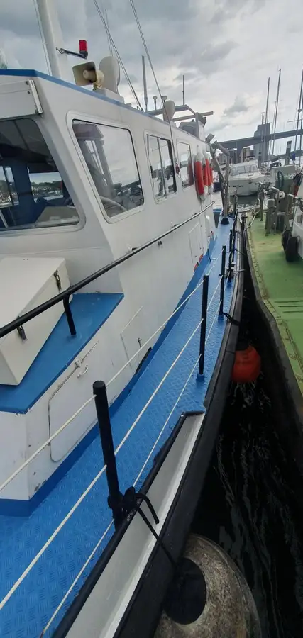 Container ship for sale