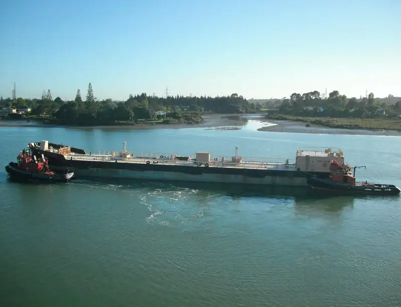 Oil/Chemical tanker for sale