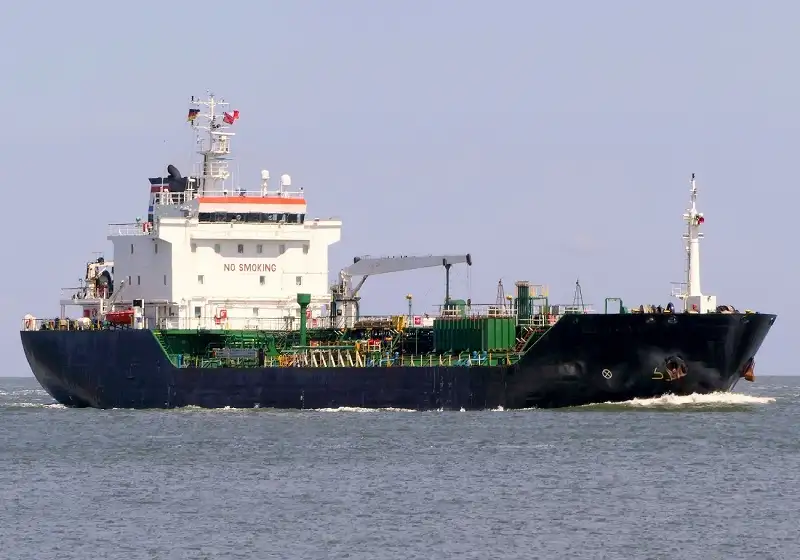 Oil/Chemical tanker for sale