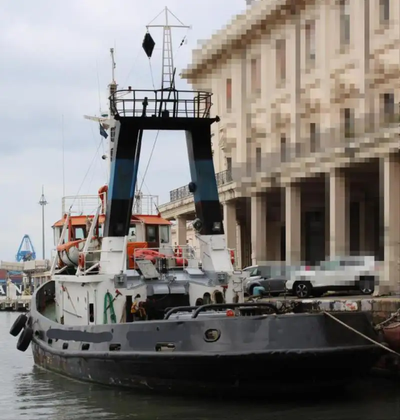 Towboat for sale