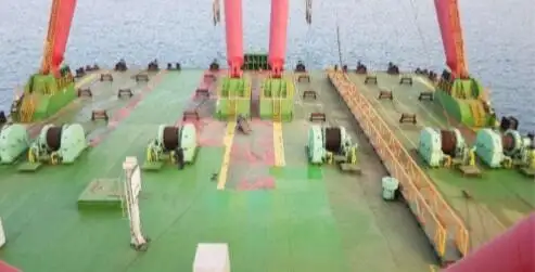 Crane vessel for sale
