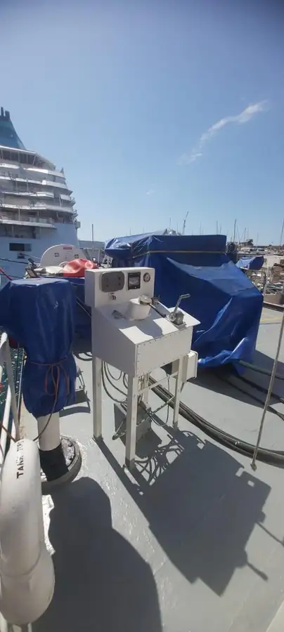 Research vessel for sale