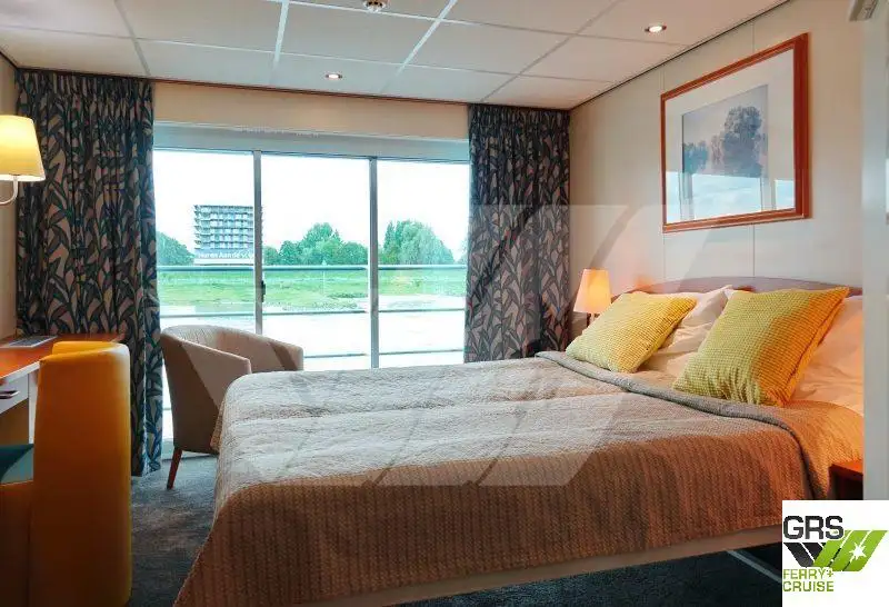 Cruise ship for sale
