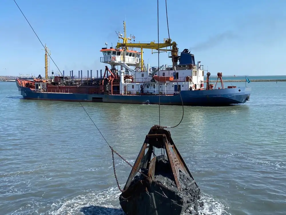Dredger for sale