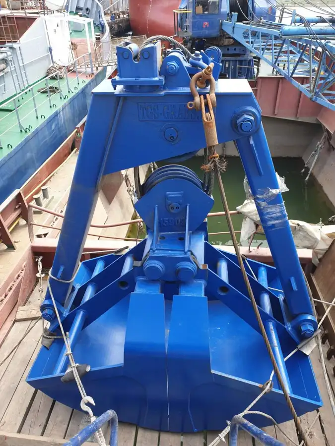Dredger for sale