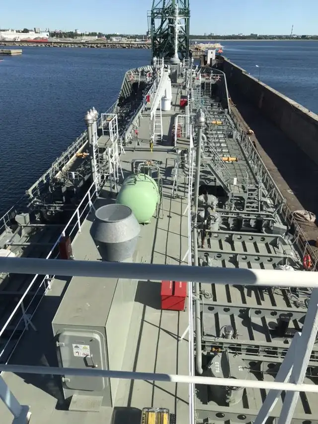 Oil/Chemical tanker for sale