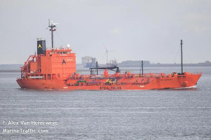 Oil/Chemical tanker for sale