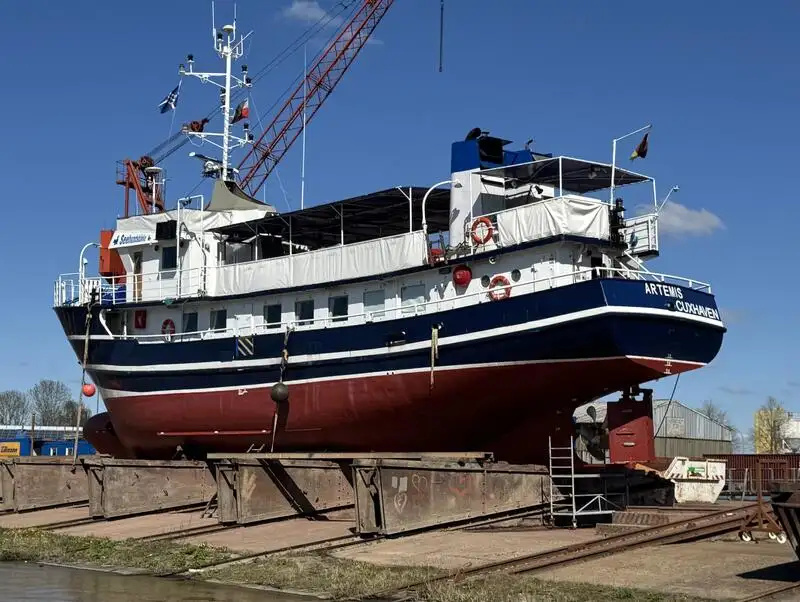 Bulk carrier for sale