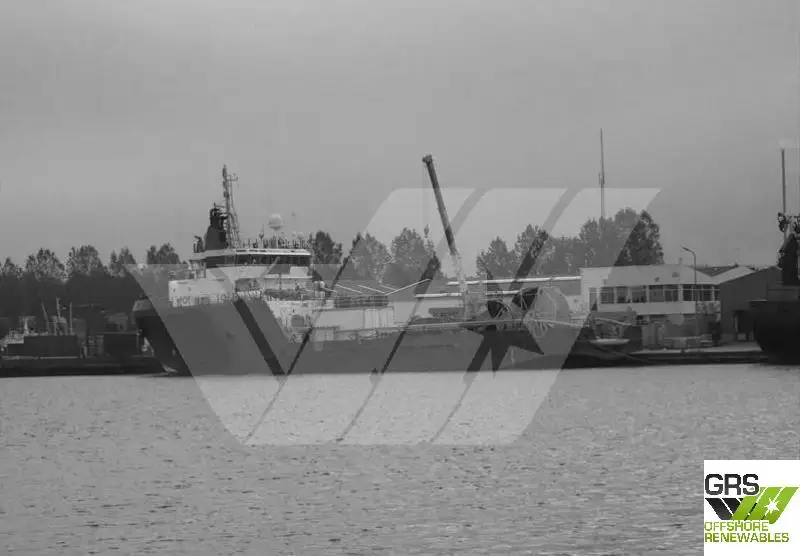 Reefer ship for sale