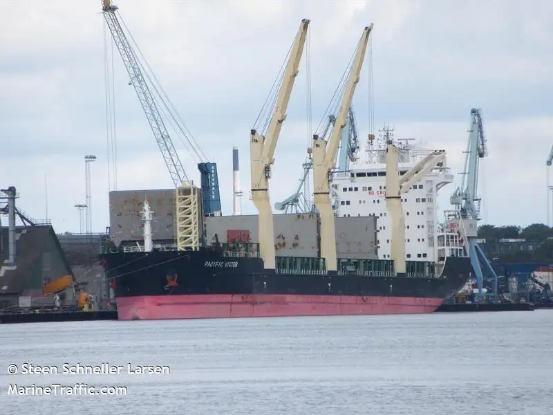 Reefer ship for sale