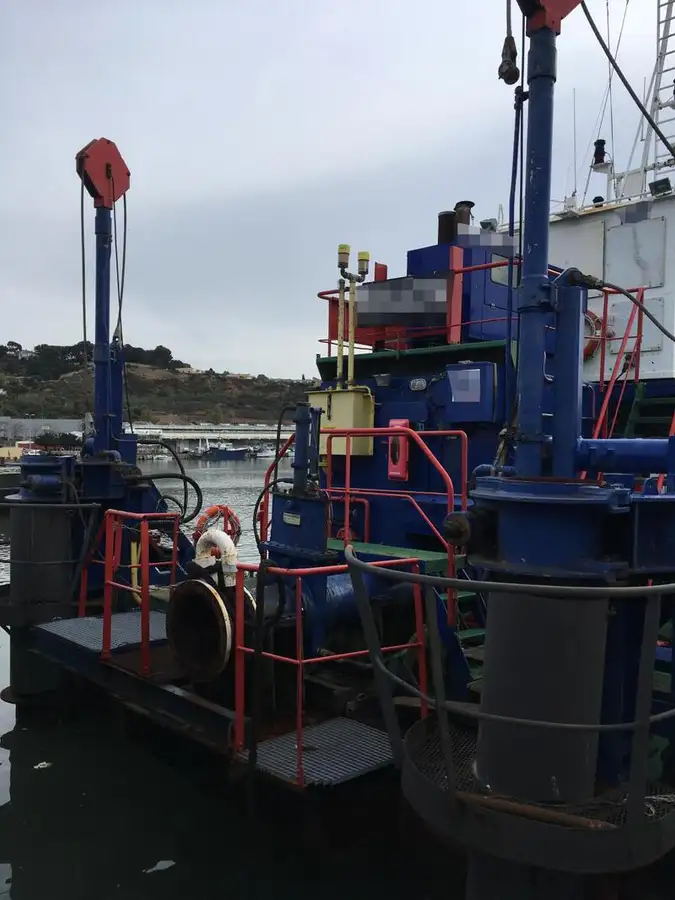 Dredger for sale