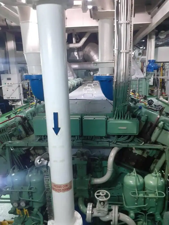 Bulk carrier for sale