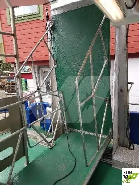 Accommodation barge for sale