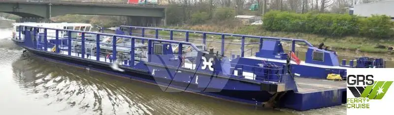 Heavy lift ship for sale