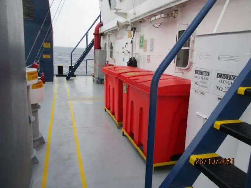 Reefer ship for sale