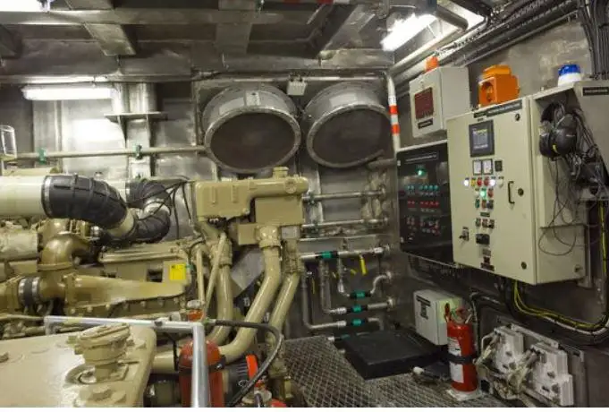 Reefer ship for sale