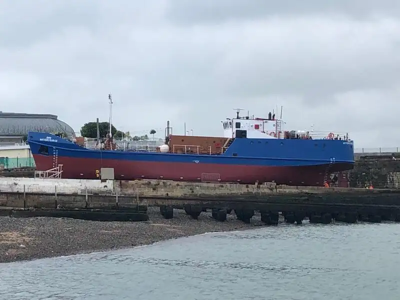 Oil/Chemical tanker for sale