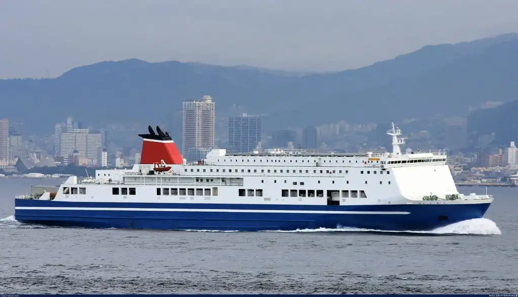 Container ship for sale